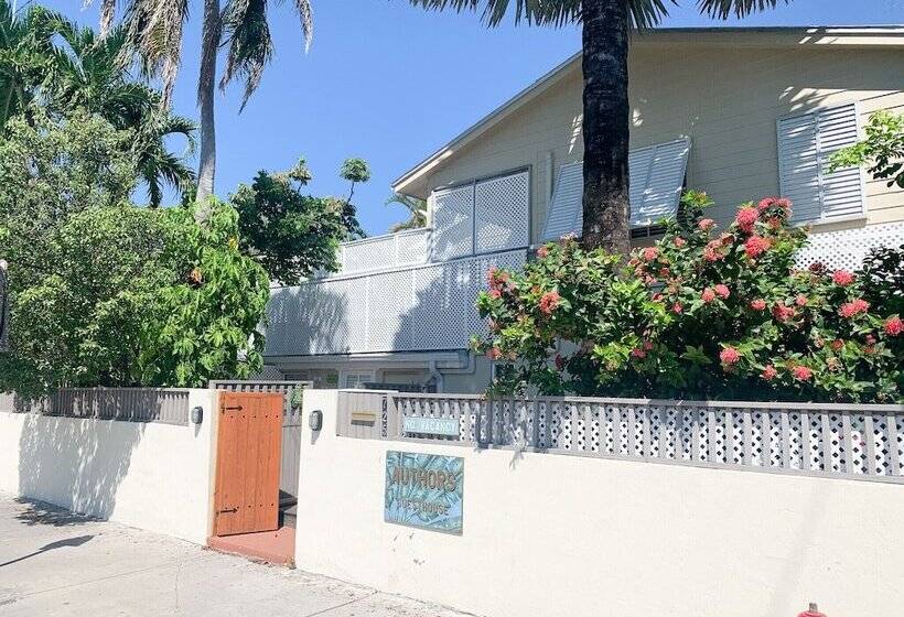 فندق Authors Key West Guesthouse