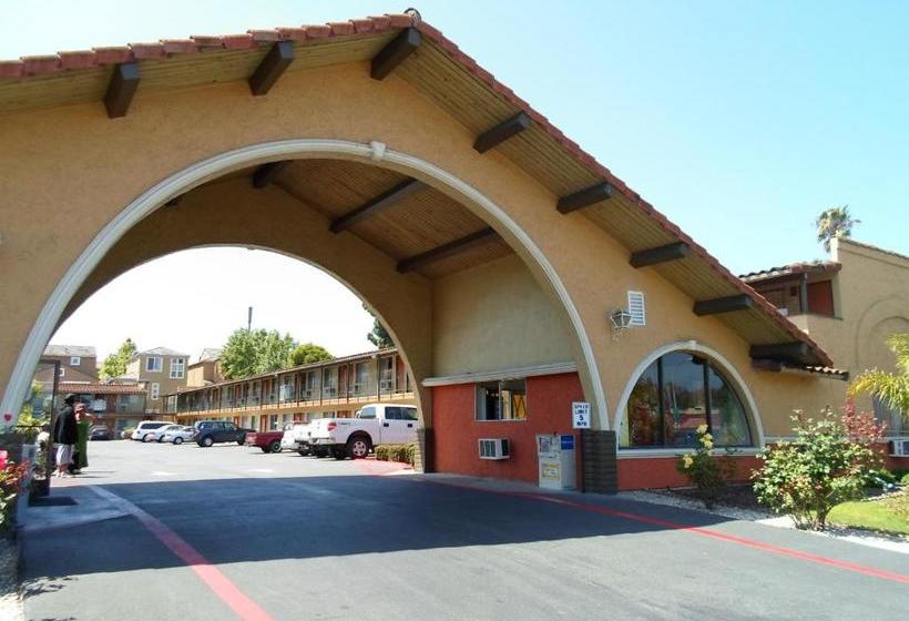 هتل Bella Vista Inn Santa Clara