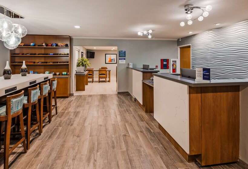 فندق Best Western Dewitt