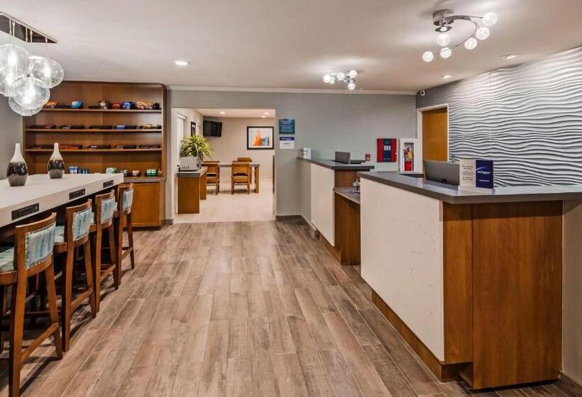 فندق Best Western Dewitt