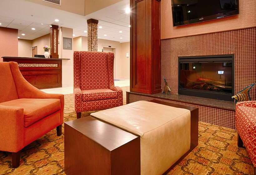 فندق Best Western Plus Finger Lakes Inn & Suites
