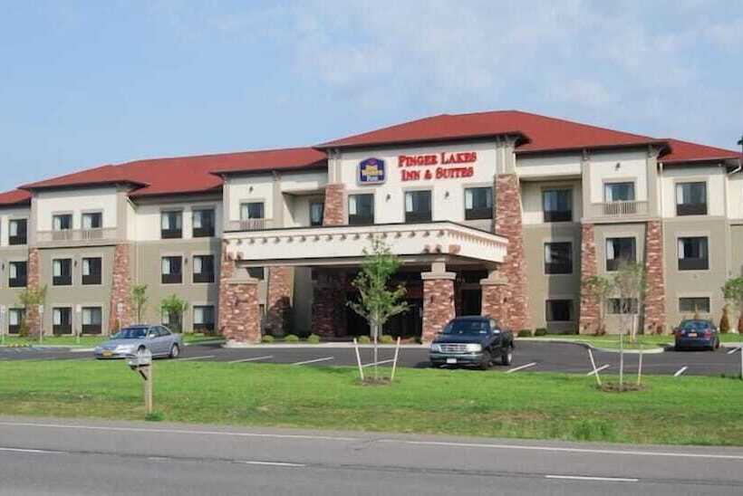 فندق Best Western Plus Finger Lakes Inn & Suites