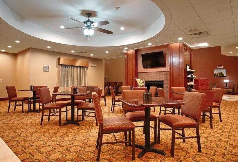 فندق Best Western Plus Finger Lakes Inn & Suites