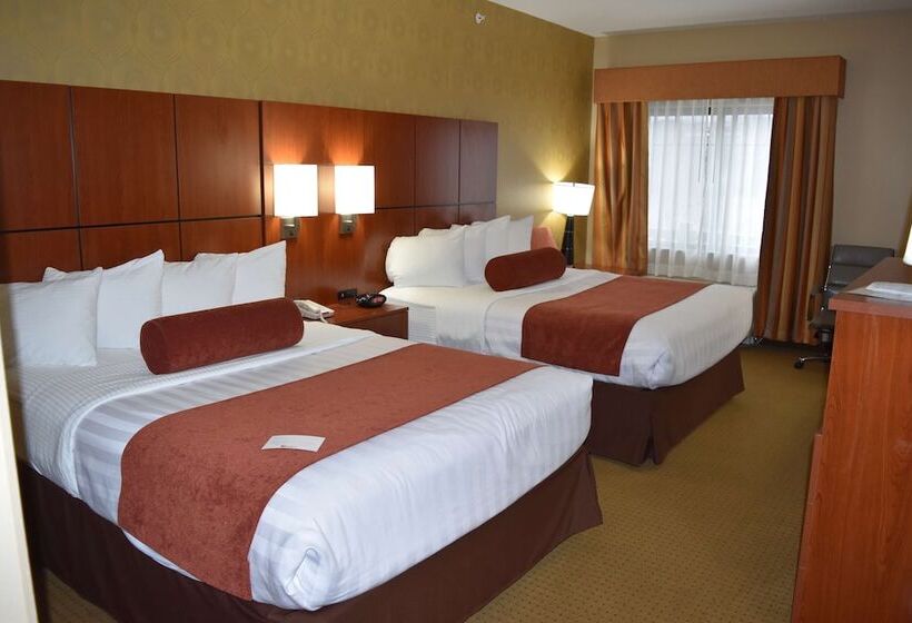 فندق Best Western Plus Finger Lakes Inn & Suites