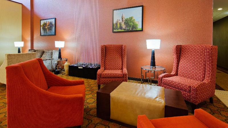 فندق Best Western Plus Finger Lakes Inn & Suites