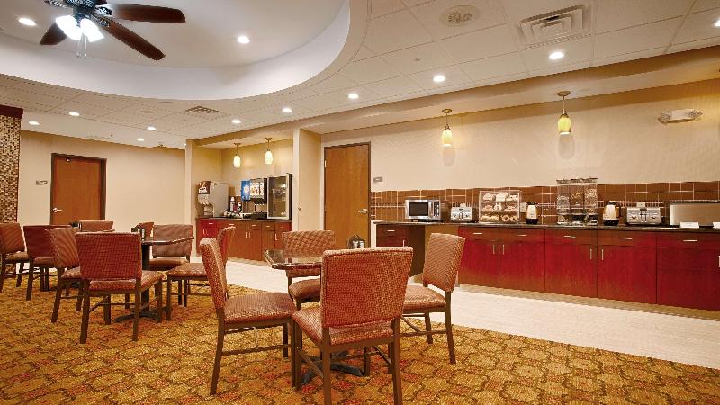 فندق Best Western Plus Finger Lakes Inn & Suites