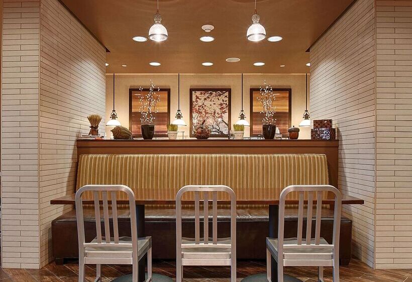 فندق Best Western Plus Tupelo Inn & Suites