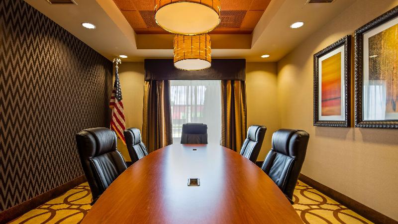 هتل Best Western Plus Tupelo Inn & Suites