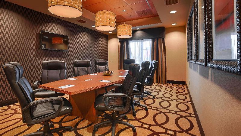 فندق Best Western Plus Tupelo Inn & Suites