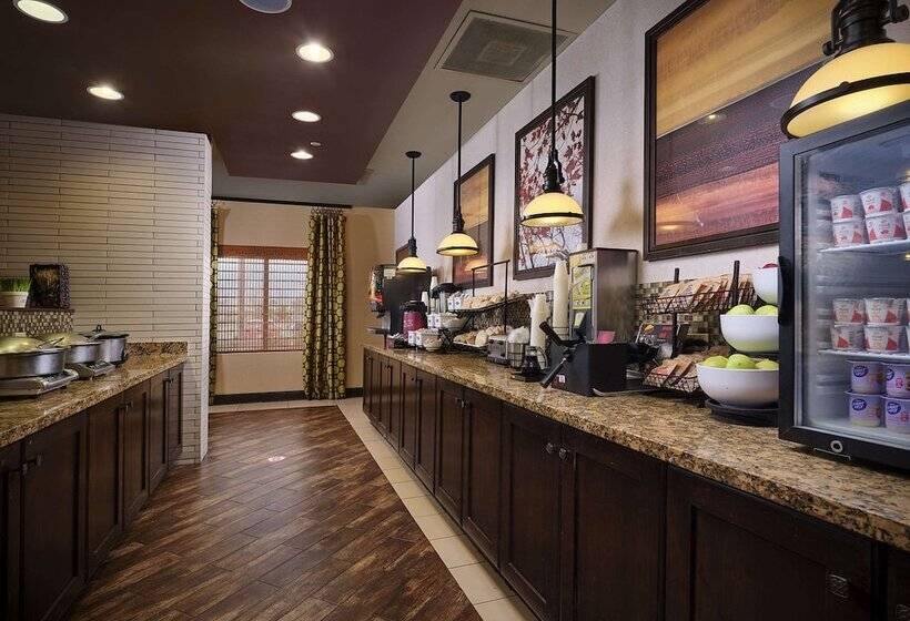 فندق Best Western Plus Tupelo Inn & Suites