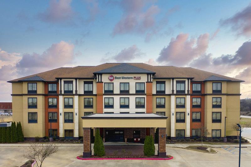 فندق Best Western Plus Tupelo Inn & Suites