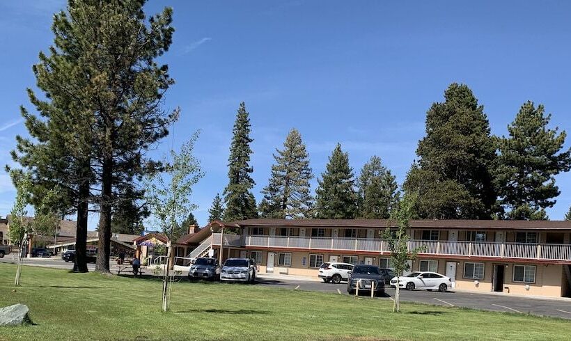 בית מלון כפרי Beverly Lodge