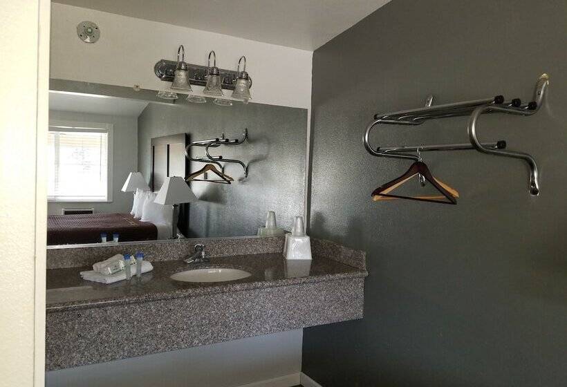 בית מלון כפרי Beverly Lodge