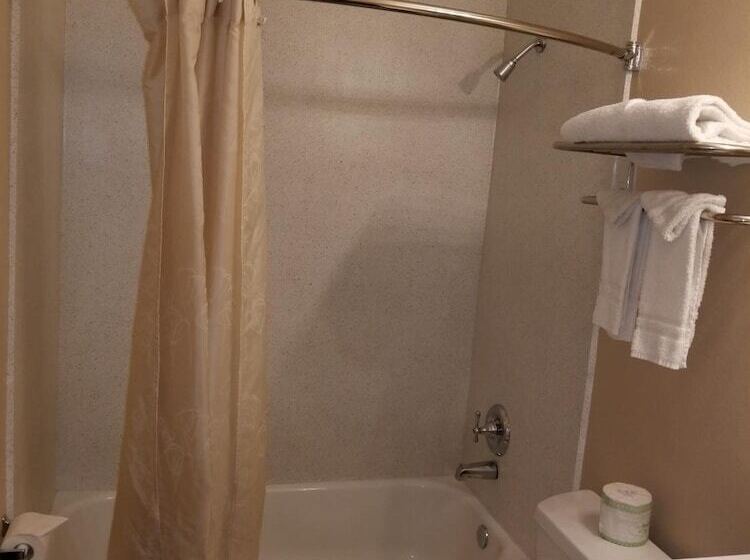 בית מלון כפרי Beverly Lodge