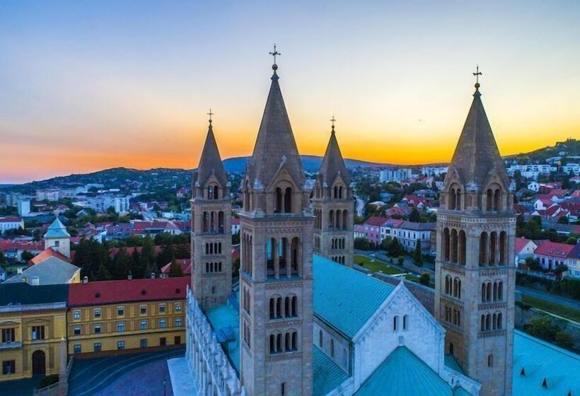 Boutique Hotel Sopianae