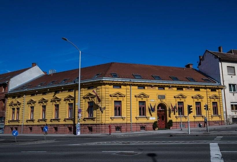 Boutique Hotel Sopianae