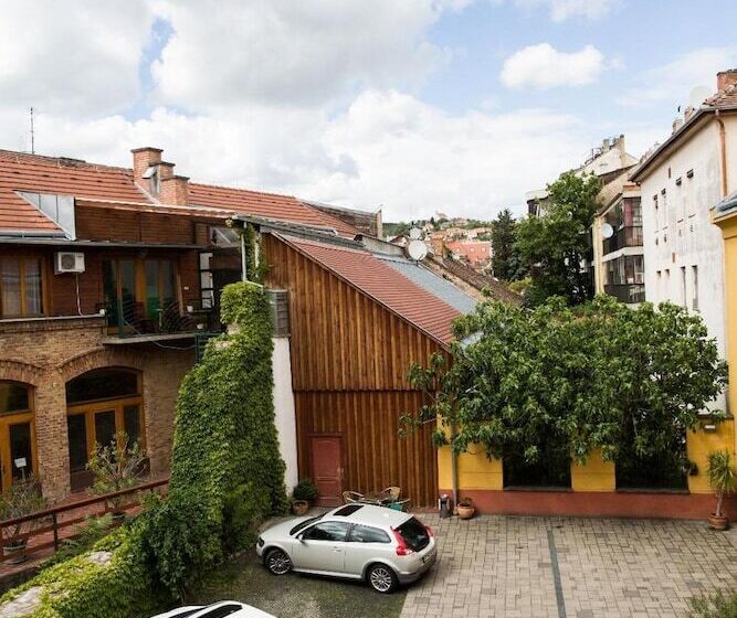 Boutique Hotel Sopianae