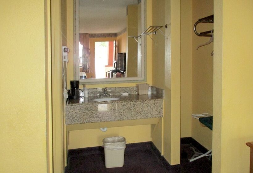 فندق Budget Inn & Suites