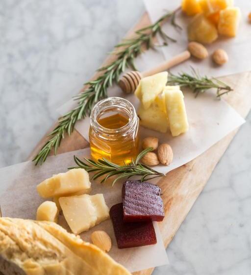 Casa Laguna Hotel & Spa