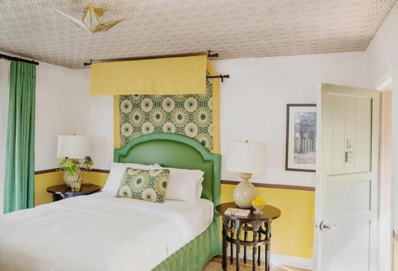 Casa Laguna Hotel & Spa