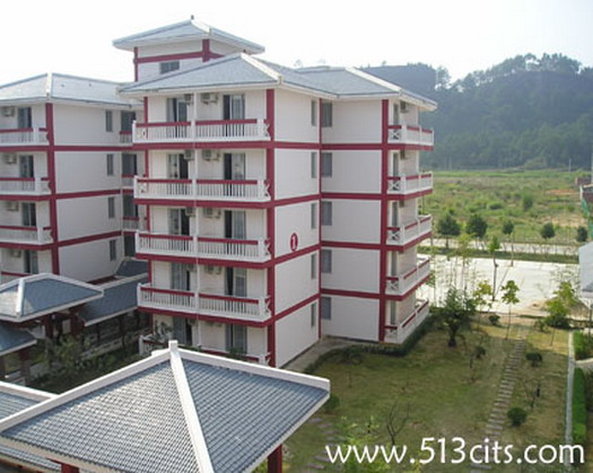 בית מלון כפרי Century Land