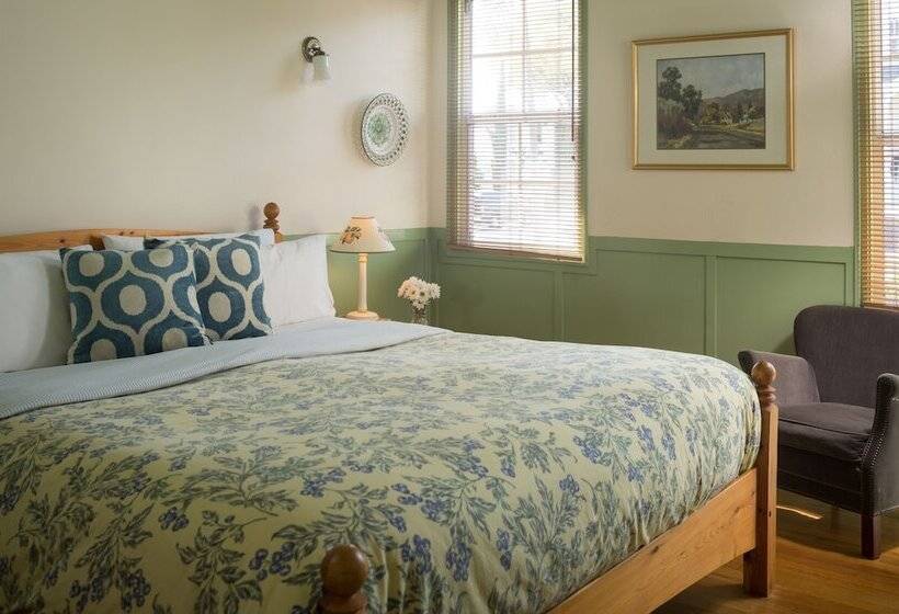 فندق Cheshire Cat Inn & Cottages