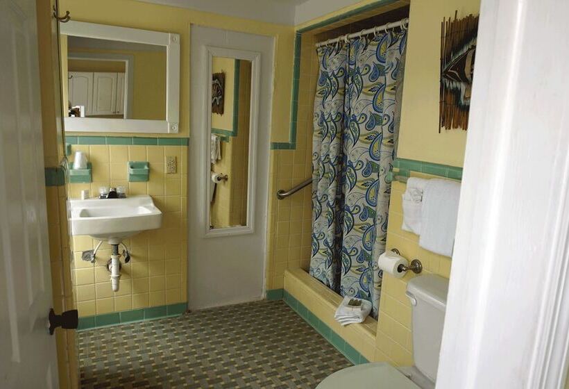 فندق Coconut Cove Resort & Marina