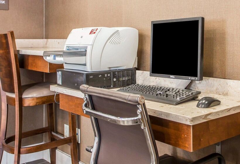 هتل Comfort Inn Hammond I94