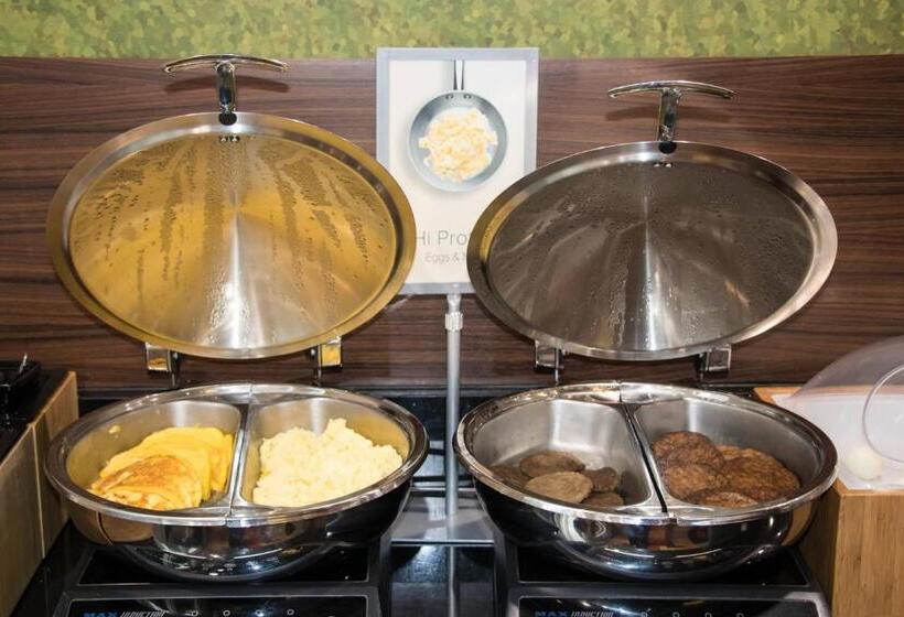 فندق Comfort Inn & Suites