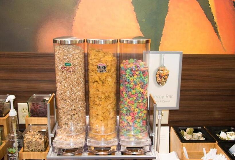 فندق Comfort Inn & Suites