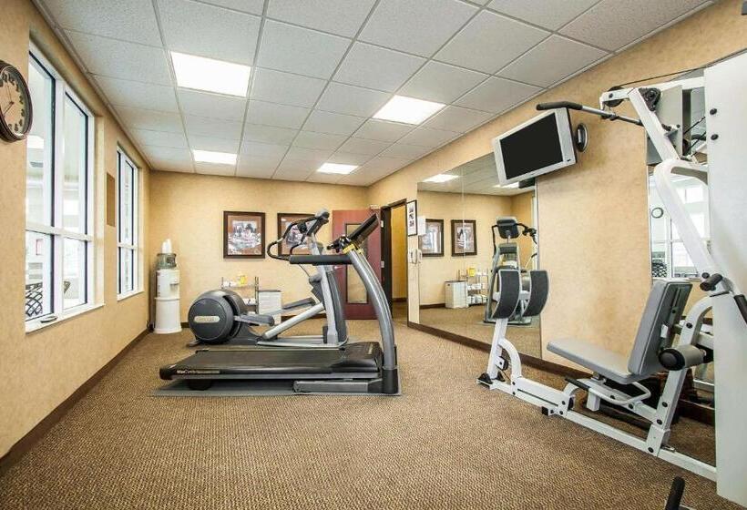 酒店 Comfort Inn & Suites Mcminnville Wine Country