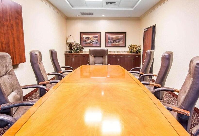 호텔 Comfort Inn & Suites Mcminnville Wine Country