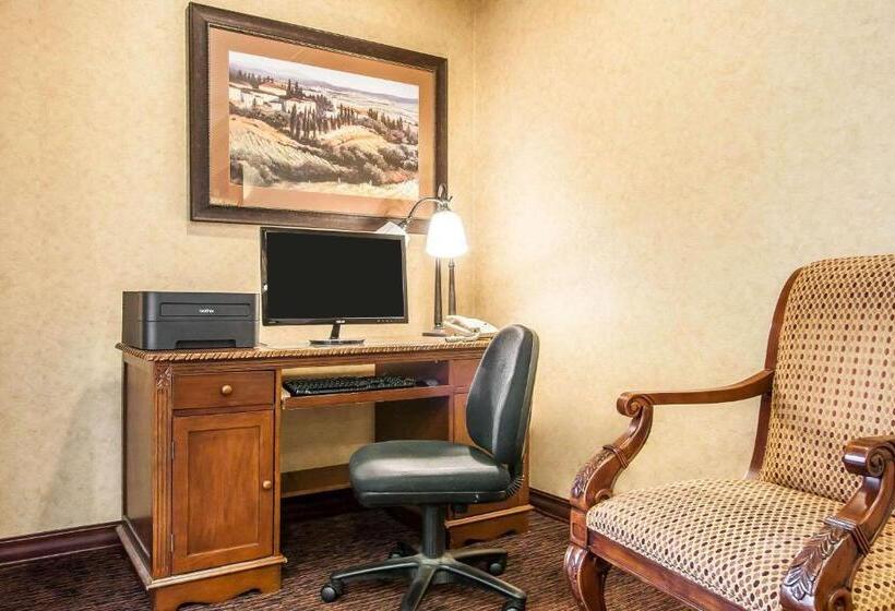 酒店 Comfort Inn & Suites Mcminnville Wine Country