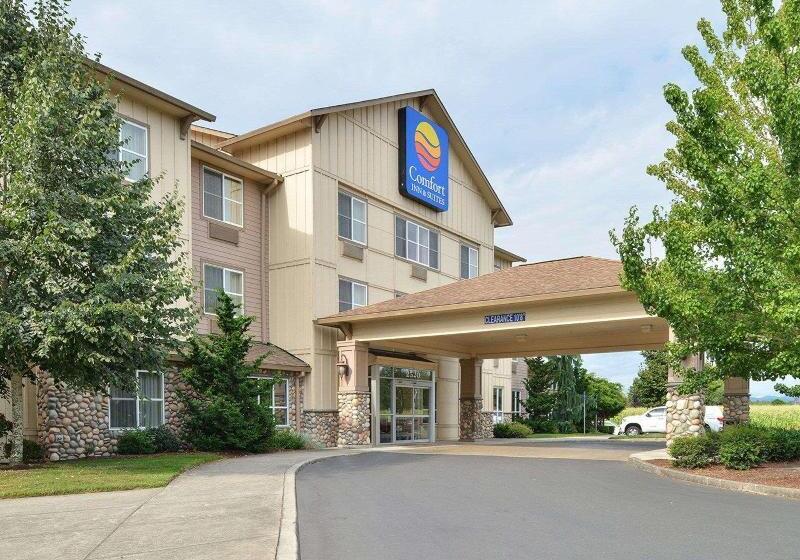 酒店 Comfort Inn & Suites Mcminnville Wine Country