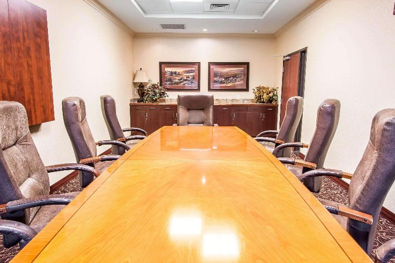 酒店 Comfort Inn & Suites Mcminnville Wine Country