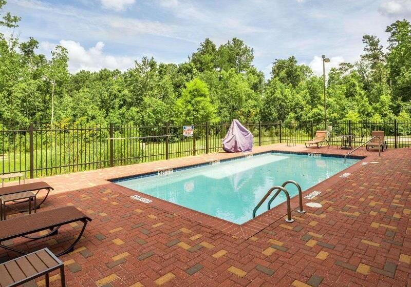 فندق Comfort Suites Mandeville  Covington