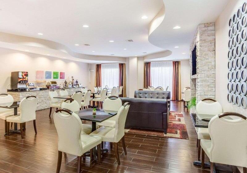 فندق Comfort Suites Mandeville  Covington