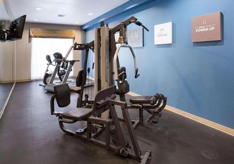 فندق Comfort Suites Mandeville  Covington