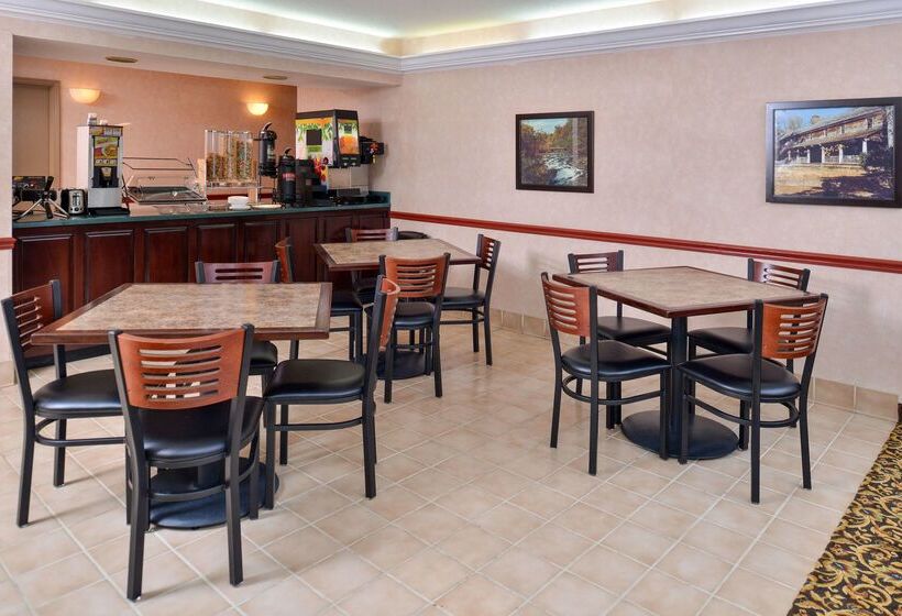 호텔 Country Hearth Inn Toccoa