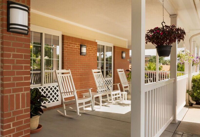 فندق Country Inn & Suites By Radisson, Covington, La