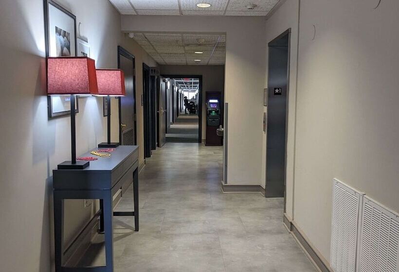 فندق Country Inn & Suites By Radisson, Covington, La