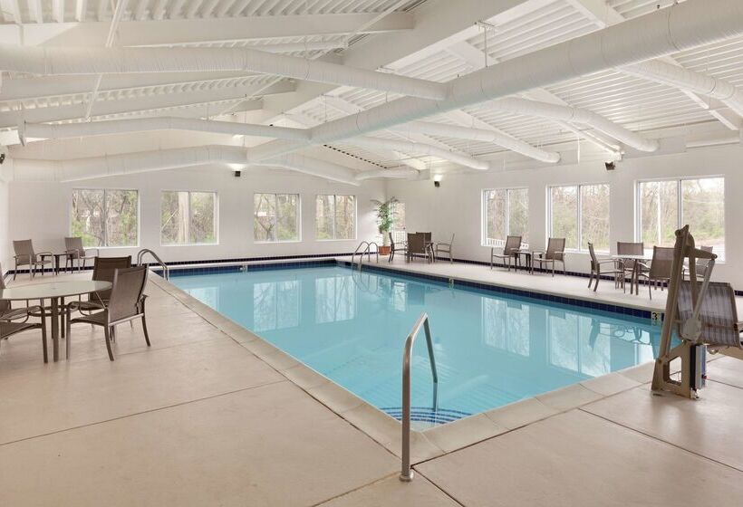 호텔 Country Inn & Suites By Radisson, Fredericksburg South I 95 , Va