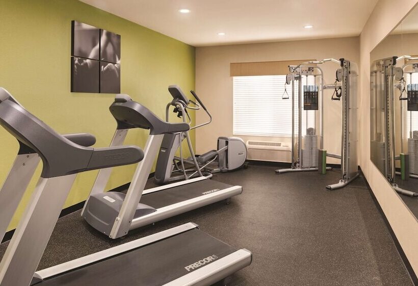 فندق Country Inn & Suites By Radisson, Michigan City, In