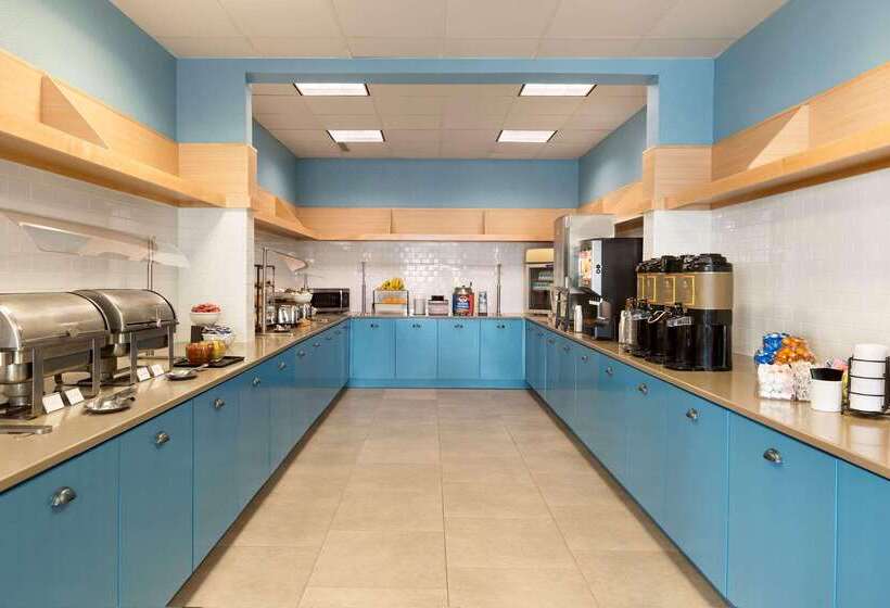 فندق Country Inn & Suites By Radisson, Port Canaveral, Fl