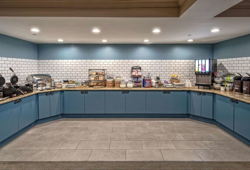 فندق Spark By Hilton Woodbridge