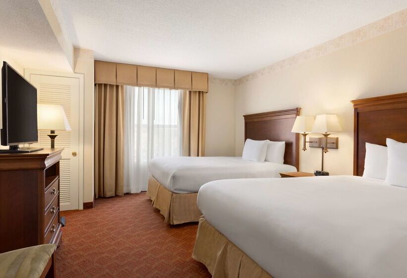 فندق Spark By Hilton Woodbridge