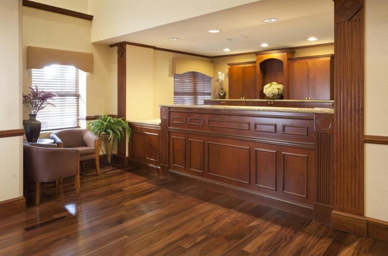 فندق Spark By Hilton Woodbridge