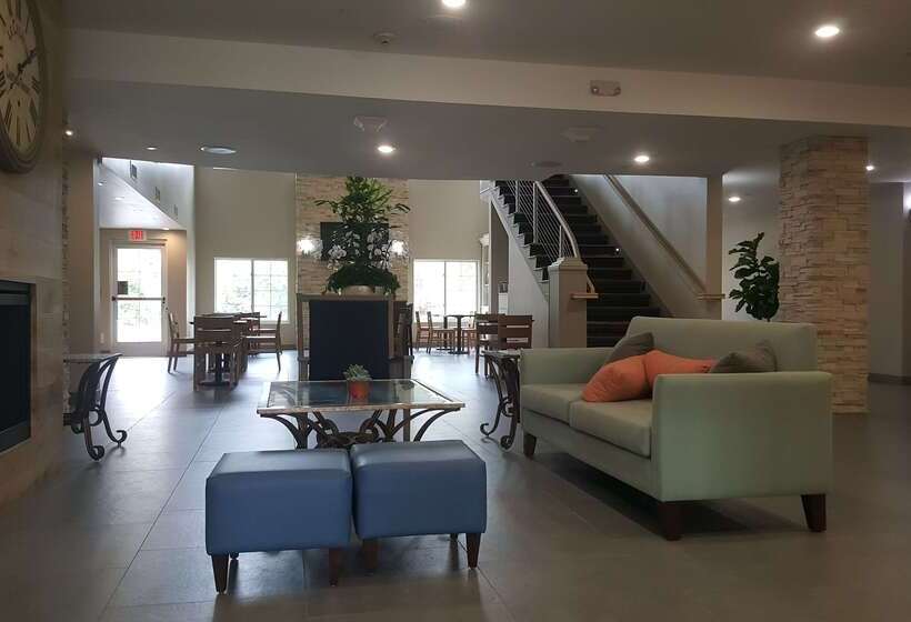 فندق Spark By Hilton Redlands