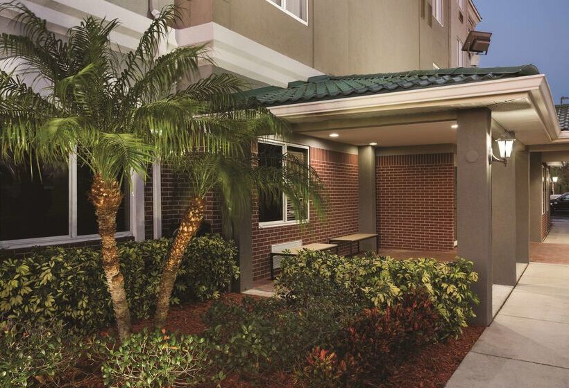 فندق Country Inn & Suites By Radisson, St. Petersburg  Clearwater, Fl