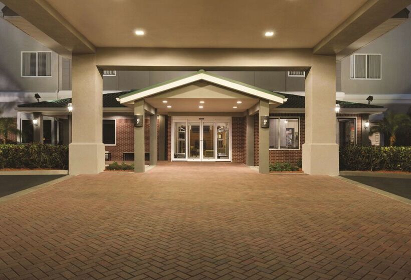 فندق Country Inn & Suites By Radisson, St. Petersburg  Clearwater, Fl